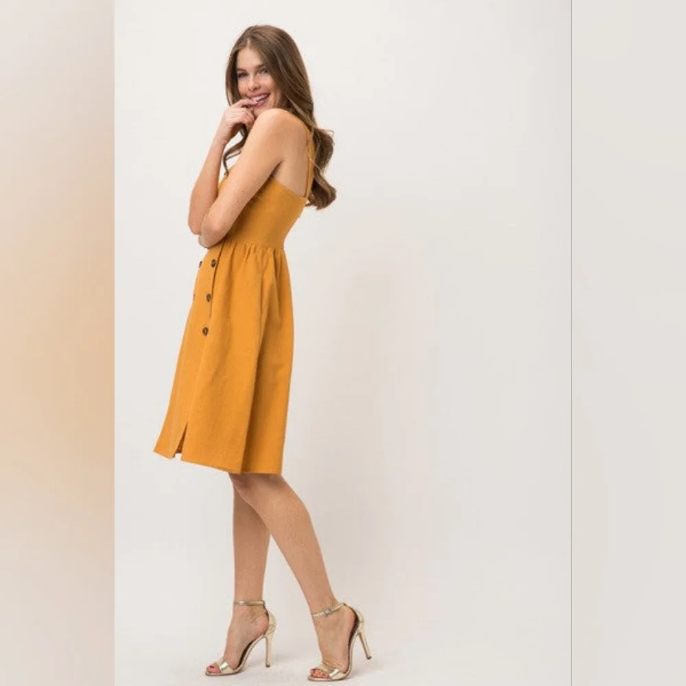 &Merci Sunflower Apron Dress - Size M - Picture 5 of 5
